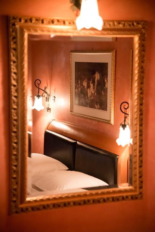Alfa Hotel Пірей Номер фото